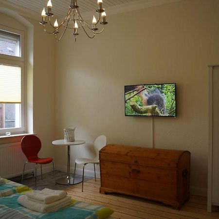 Top Lage! Appartement Im Herzen Von Einbeck! 3 Schlafzimmer, Garten! Exterior photo